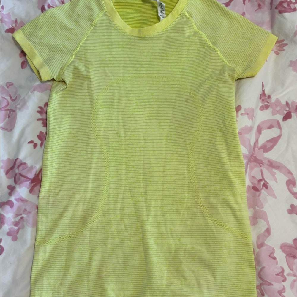 Lululemon Swiftly Tech Size 4